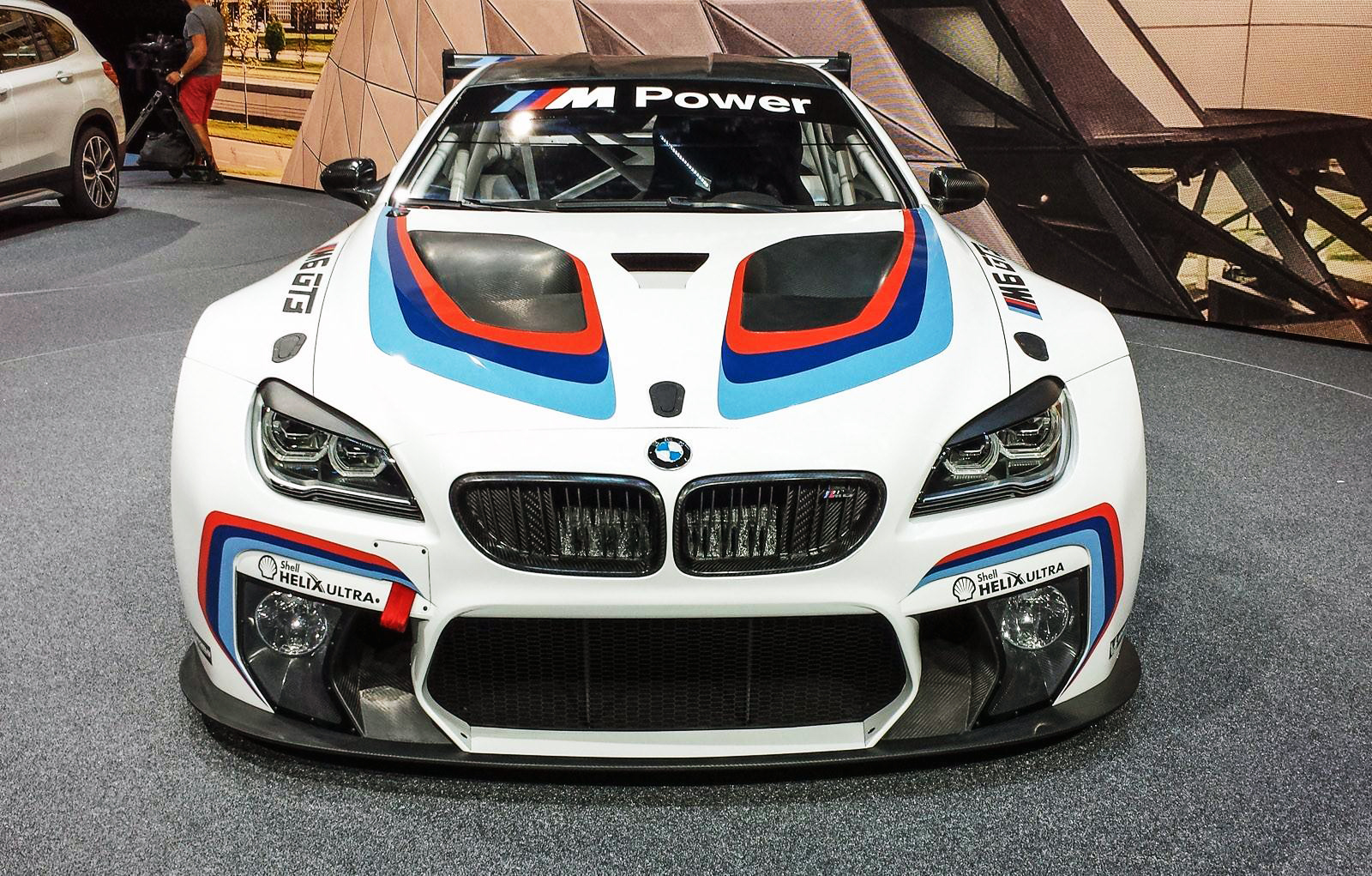 Z4 GT3 光榮退役, 新 BMW Motosport M6 GT3 廠車亮相 | JNK Motorsport by TAG Engineering Group
