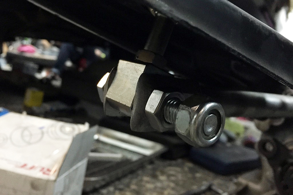 全客製化 BMW E34 M30 前期手排變速箱量身訂做 TAG Engineering DSSR 強化選擇桿,改善排檔間隙 | JNK Motorsport by TAG Engineering Group