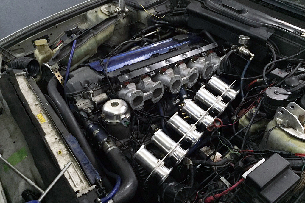 Llu’s BMW E34 Turbo setup RHD custom intake system / manifold, trumpet, carbon plemun | JNK Motorsport by TAG Engineering Group
