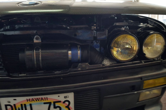 Frank’s BMW E30 3.1L M20 with RHD ITB kit setup the carbon plenum finish 碳纖維集氣箱安裝 | JNK Motorsport by TAG Engineering Group