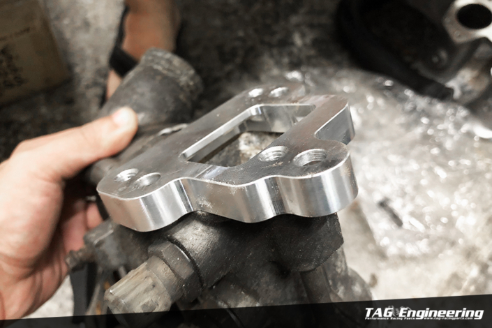 RHD Develop Project : Special Front Thermostat Housing RE-LOCATION Plate For BMW M30 ITB Kit 水龜座遷移轉接板 | JNK Motorsport by TAG Engineering Group