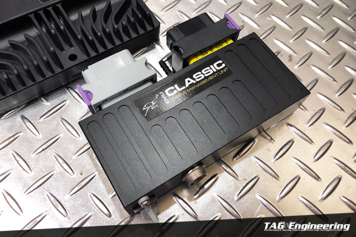 Ecumaster EMU Classic & EMU Black 高階版與經典版設備外型對比 | JNK Motorsport by TAG Engineering Group